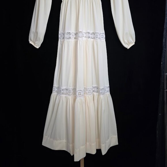 Vintage 70’s Sears Pale Yellow Maxi Nightgown Dress M (36) - Picture 2 of 11